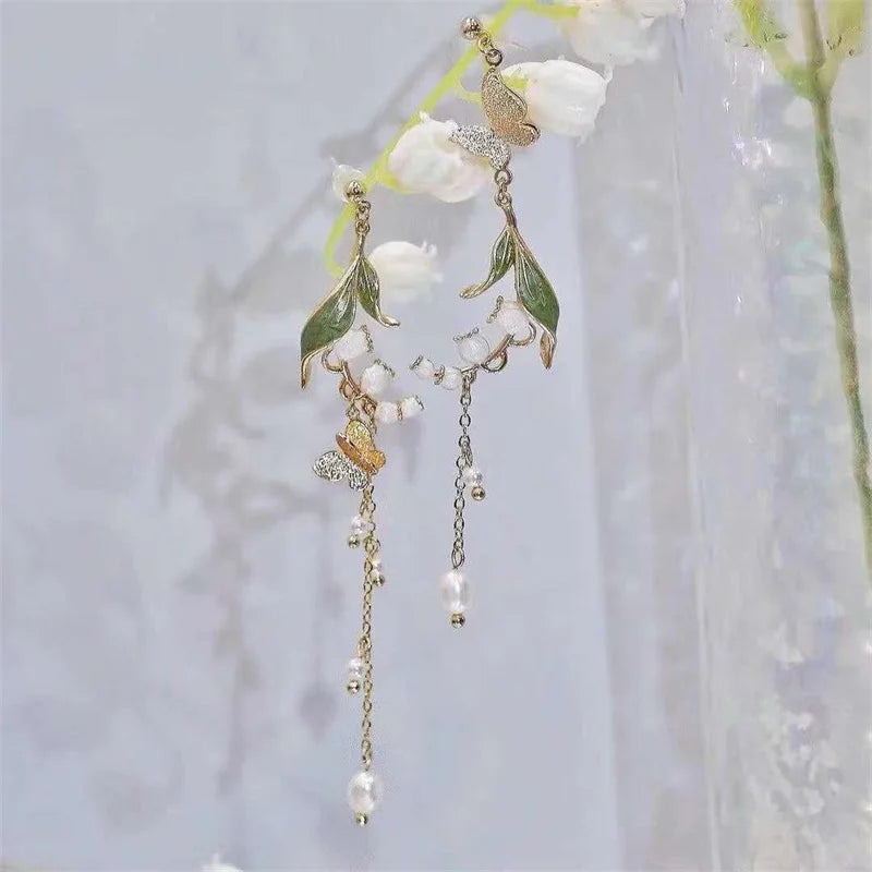 Nouvelles boucles d'oreilles pendantes asymétriques en forme de fleur coréenne pour femmes Longues avec pompon papillon, perle d'imitation, chat, pour fête, bijoux