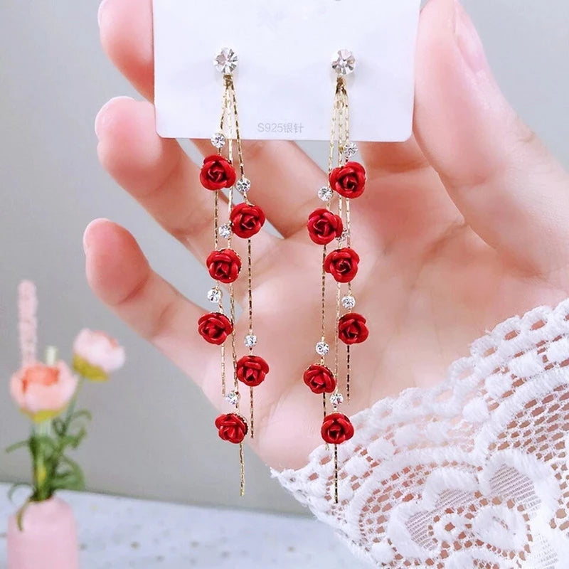 Nouvelles boucles d'oreilles pendantes asymétriques en forme de fleur coréenne pour femmes Longues avec pompon papillon, perle d'imitation, chat, pour fête, bijoux
