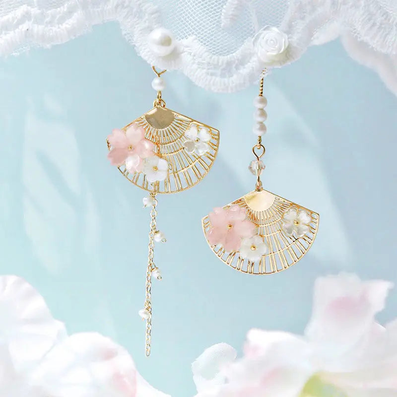 Nouvelles boucles d'oreilles pendantes asymétriques en forme de fleur coréenne pour femmes Longues avec pompon papillon, perle d'imitation, chat, pour fête, bijoux