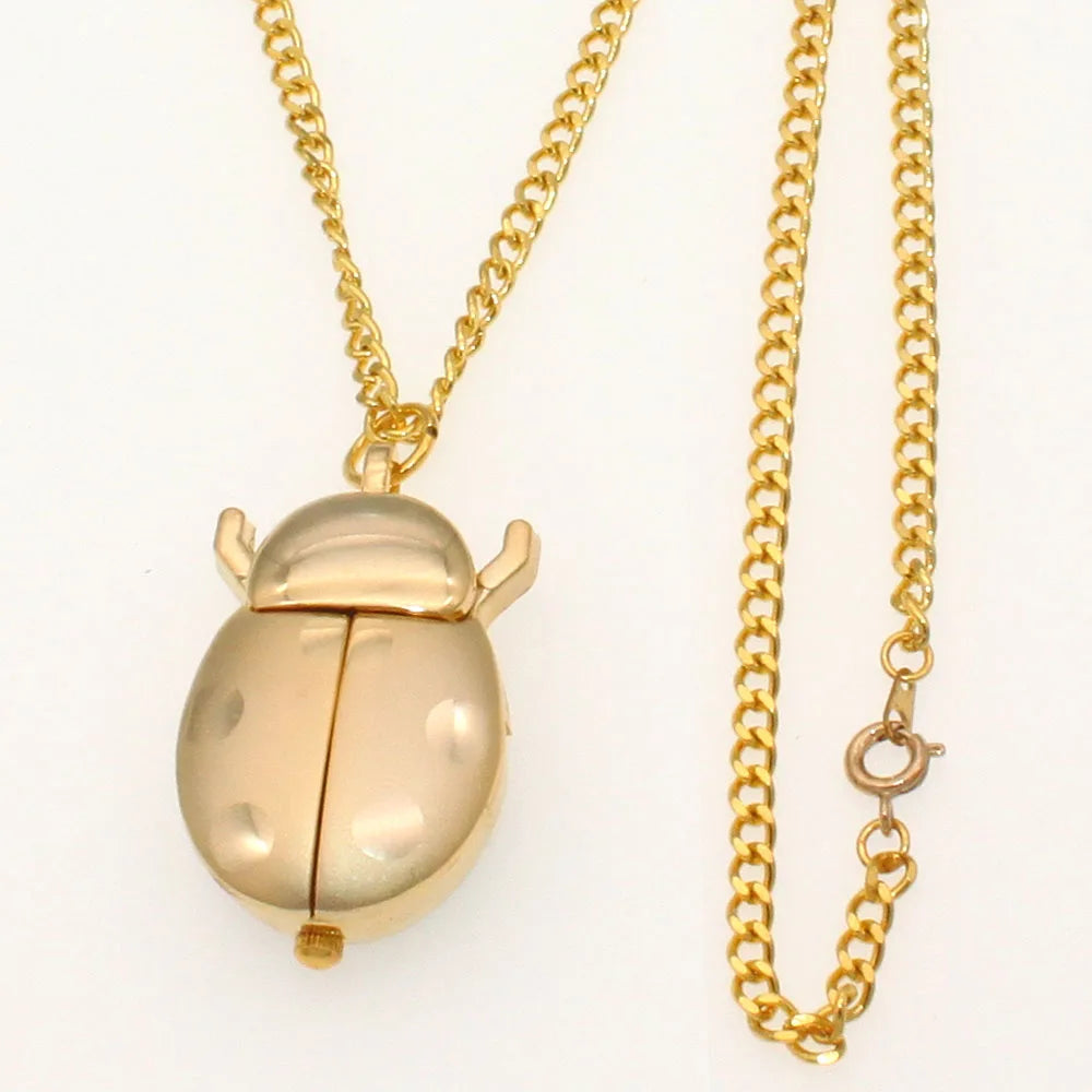 Nouvelle montre Coccinelle Montre Coléoptère femmes hommes enfants montre de poche étudiants horloge à quartz porte-clés montres de poche colliers montres or