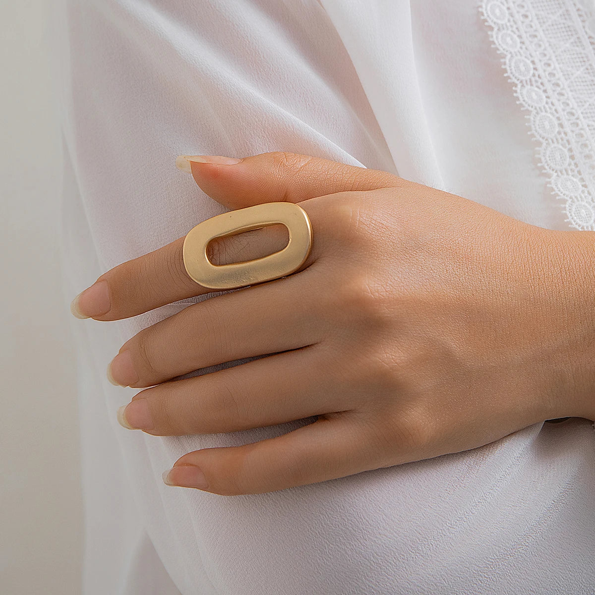 Bagues tendance PuRui pour femmes, motifs géométriques creux et mats, ajustables, grands bijoux 2024, nouvelle collection pour soirée