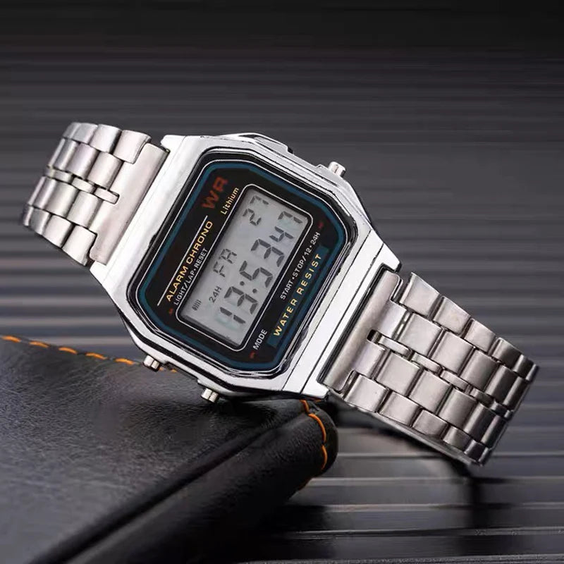 Montres de luxe en or et argent pour hommes et femmes, montres-bracelets numériques LED militaires, montres électroniques rétro F91W avec bracelet en acier