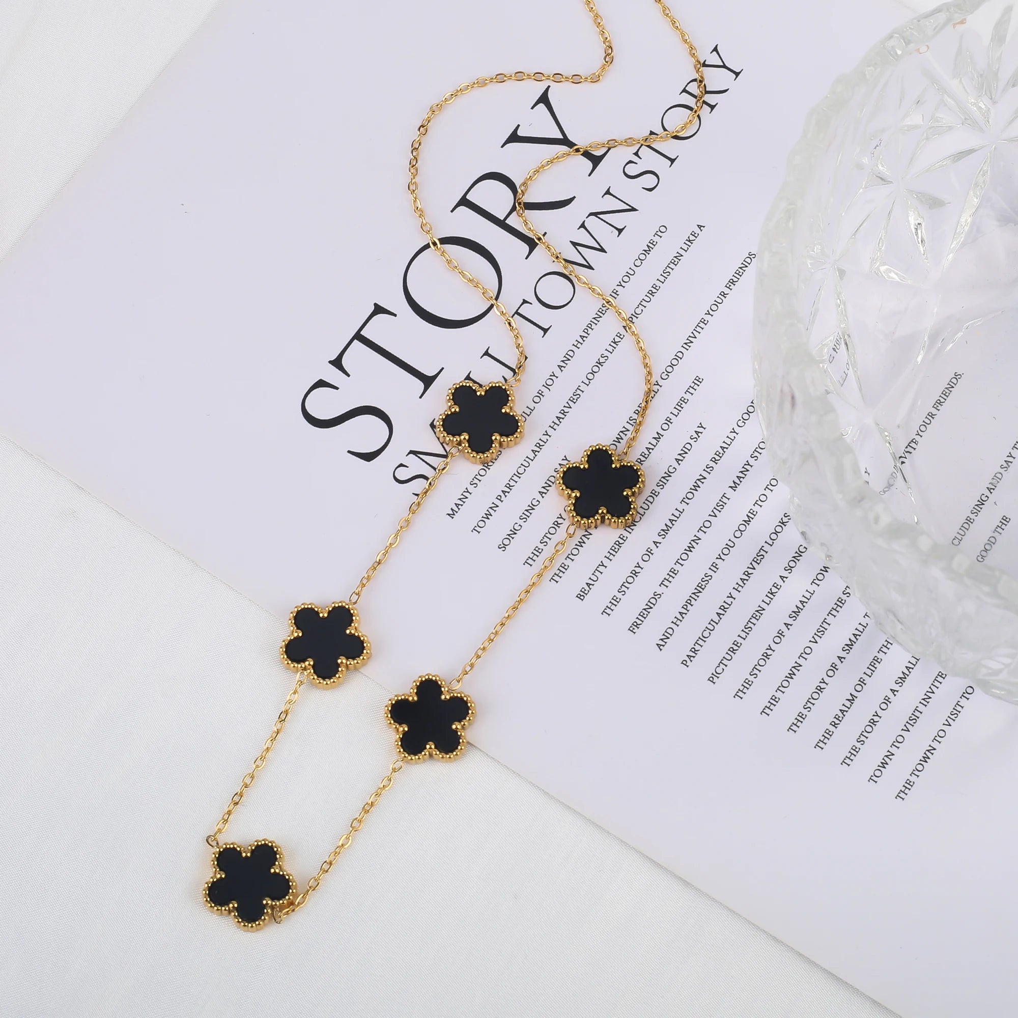 Promotion Chaude Acier Inoxydable Laser Cinq Feuilles Pétale Réglable Trèfle Bracelet Classique pour Femme Fille Bijoux de Marque Cadeau de Fête