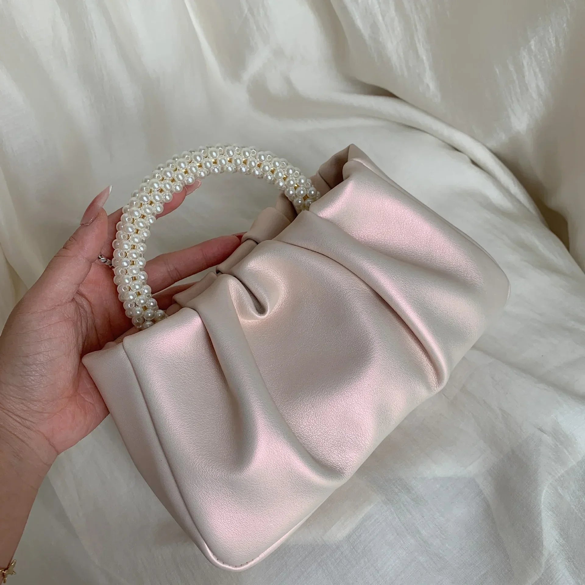 Sacs à main d'embrayage pour femmes avec poignée en perles de mode Sacs à bandoulière carrés de luxe pour femmes Petit sac messager pour femmes