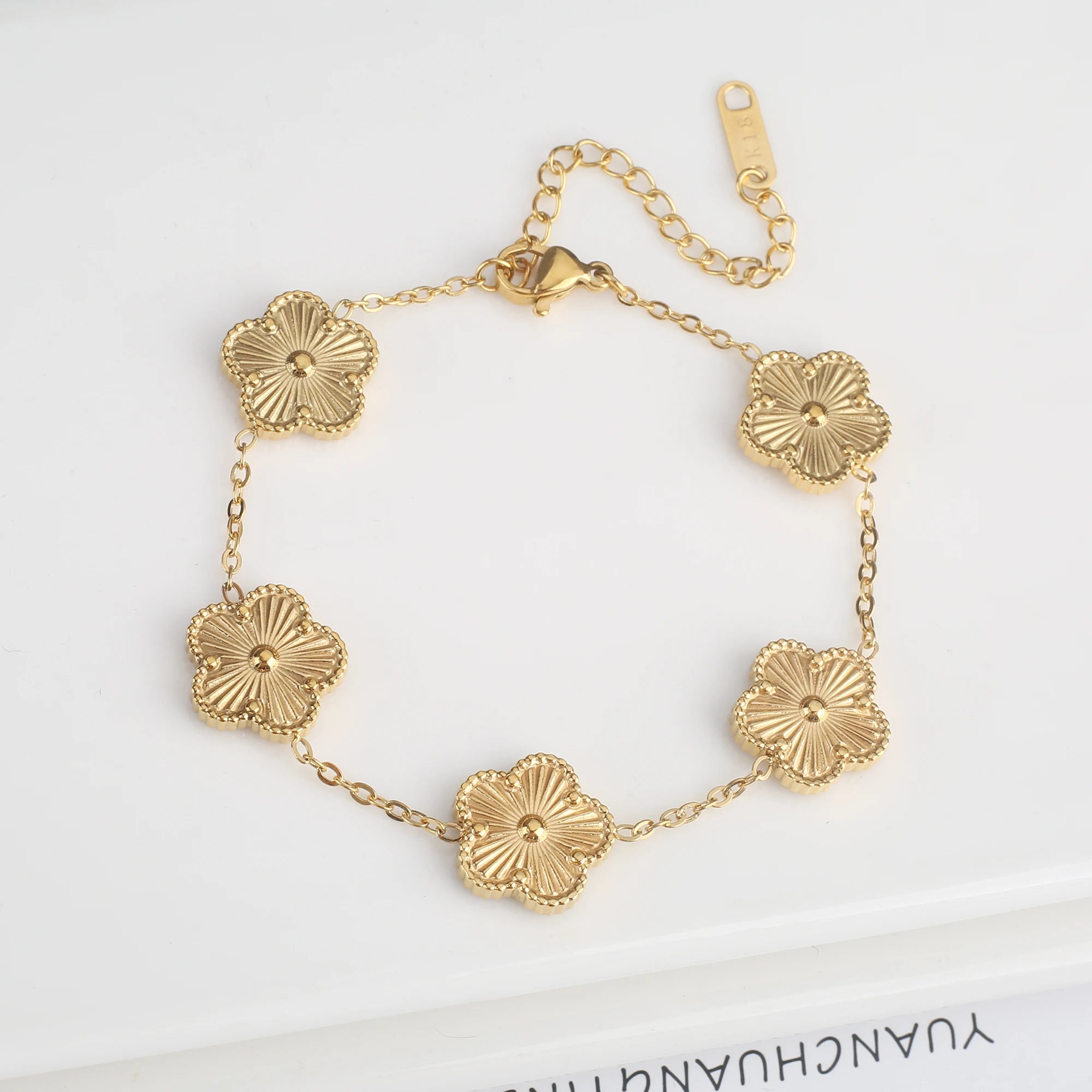 Ensemble de bijoux INS, bracelet trèfle à cinq feuilles en acier inoxydable, collier et boucles d'oreilles pour femme, bijoux de marque à porter au quotidien