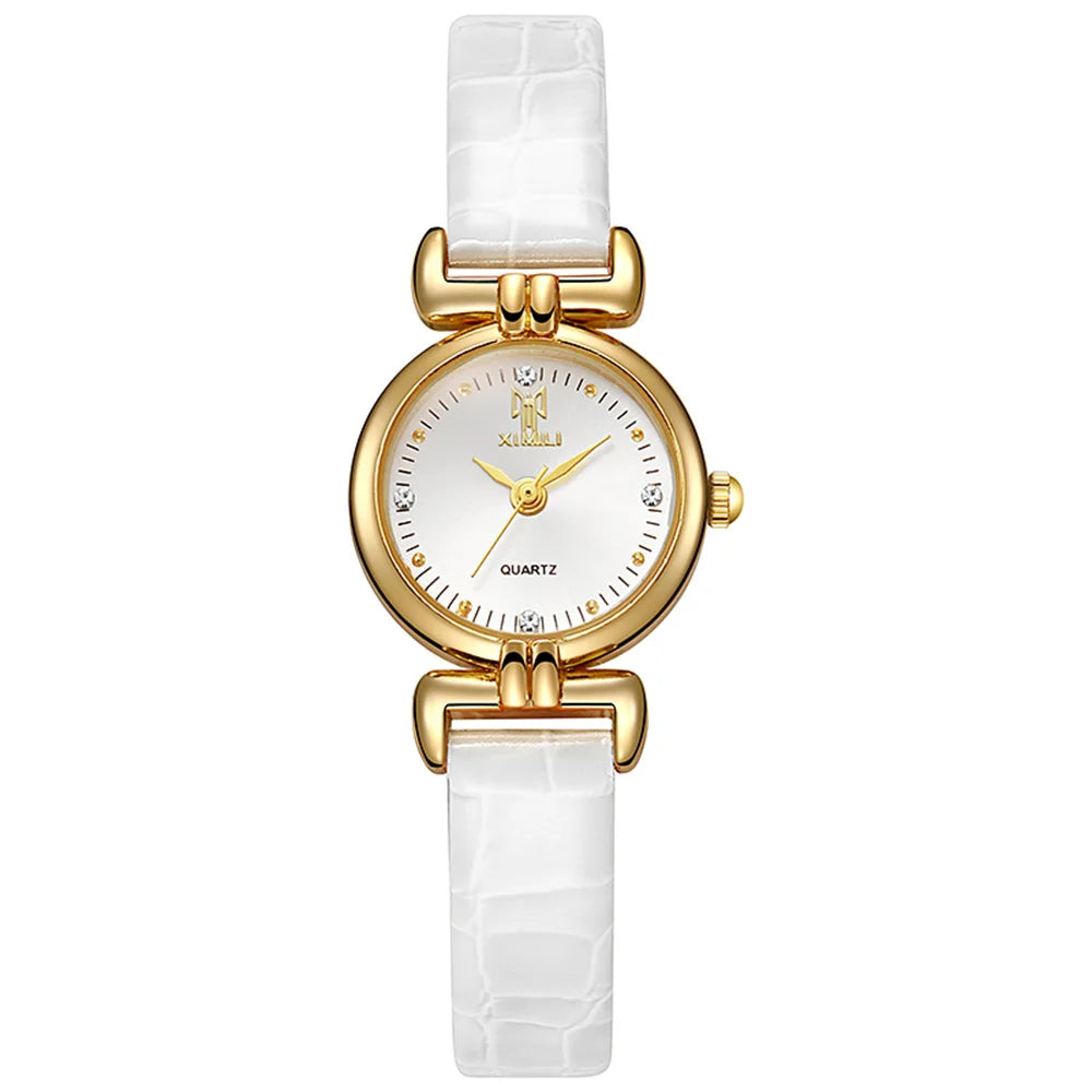 Montre-bracelet de luxe pour femme, nouvelle collection 2025, petite montre à quartz simple avec diamants, cadran blanc, bracelet en cuir, cadeau idéal.