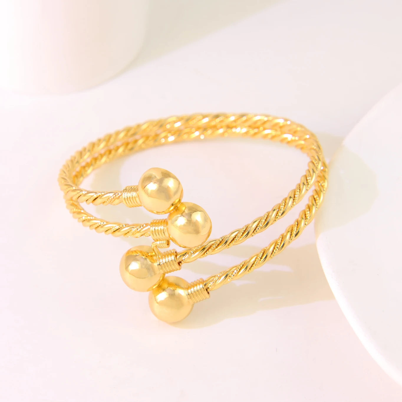 Bracelets Manchette Plaqué Or Dubaï 21k Couleur Or Luxe Saoudien Mariage Bracelets Turcs Femmes Fête de Mariage Bijoux Ramadan