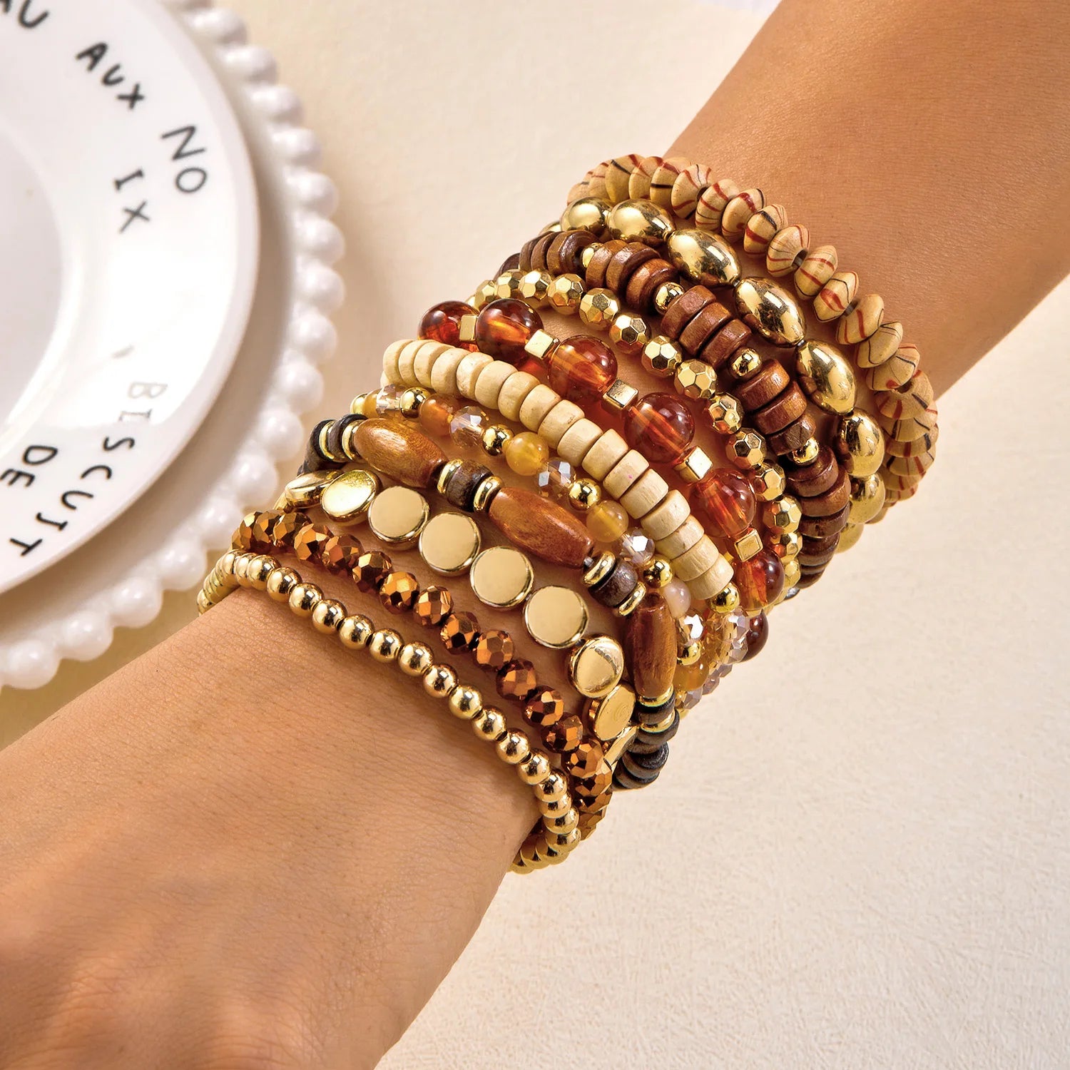 Lot de 10 Bracelets Bohèmes Chic en Bois et Perles Mixées pour Femmes, Bracelets Exquis en Gravier de Cristal, Cadeaux de Bijoux d'Amitié