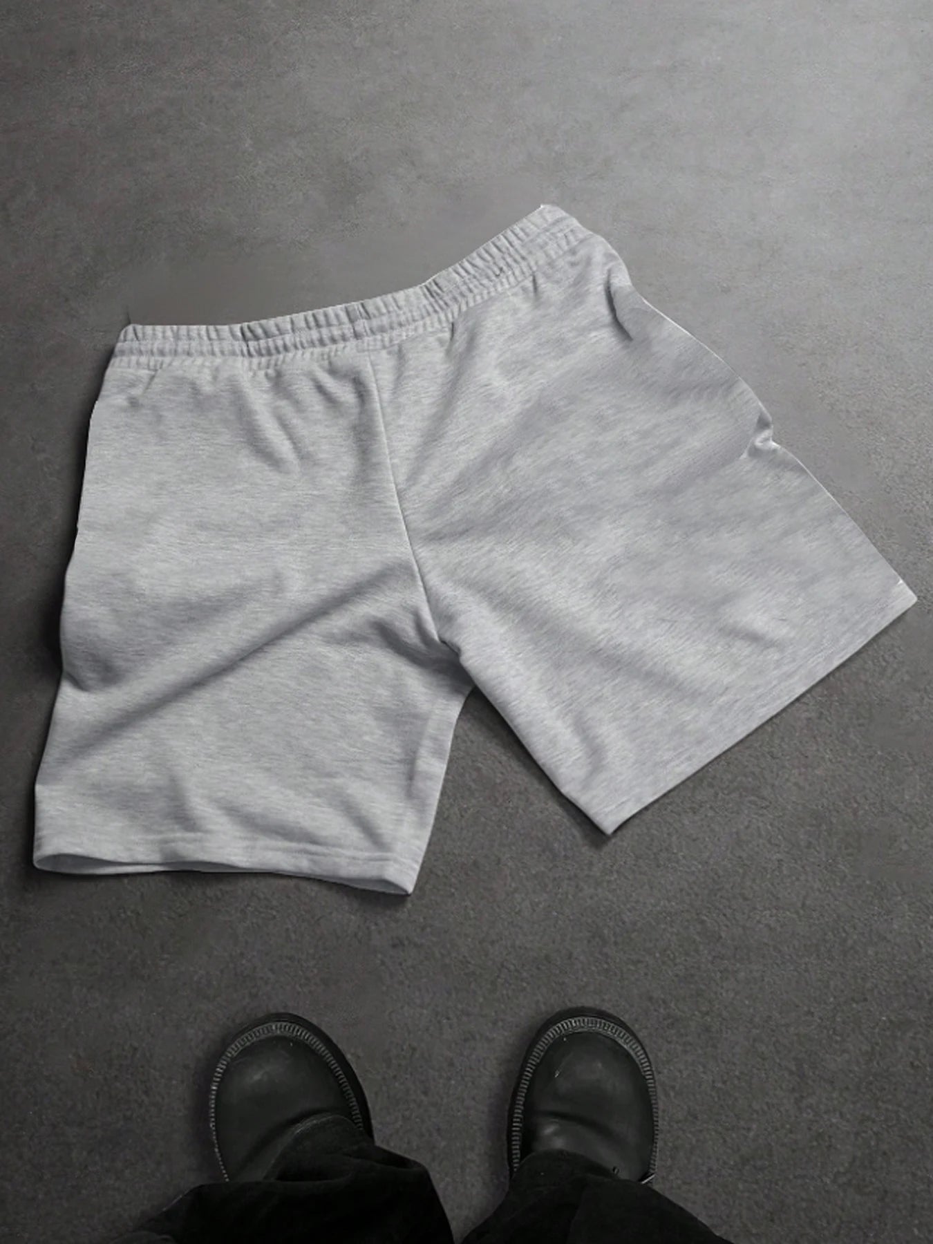 Shorts pour hommes de style américain, avec imprimés uniques ; coupe ample, polyvalents, pour le sport ou les loisirs estivaux