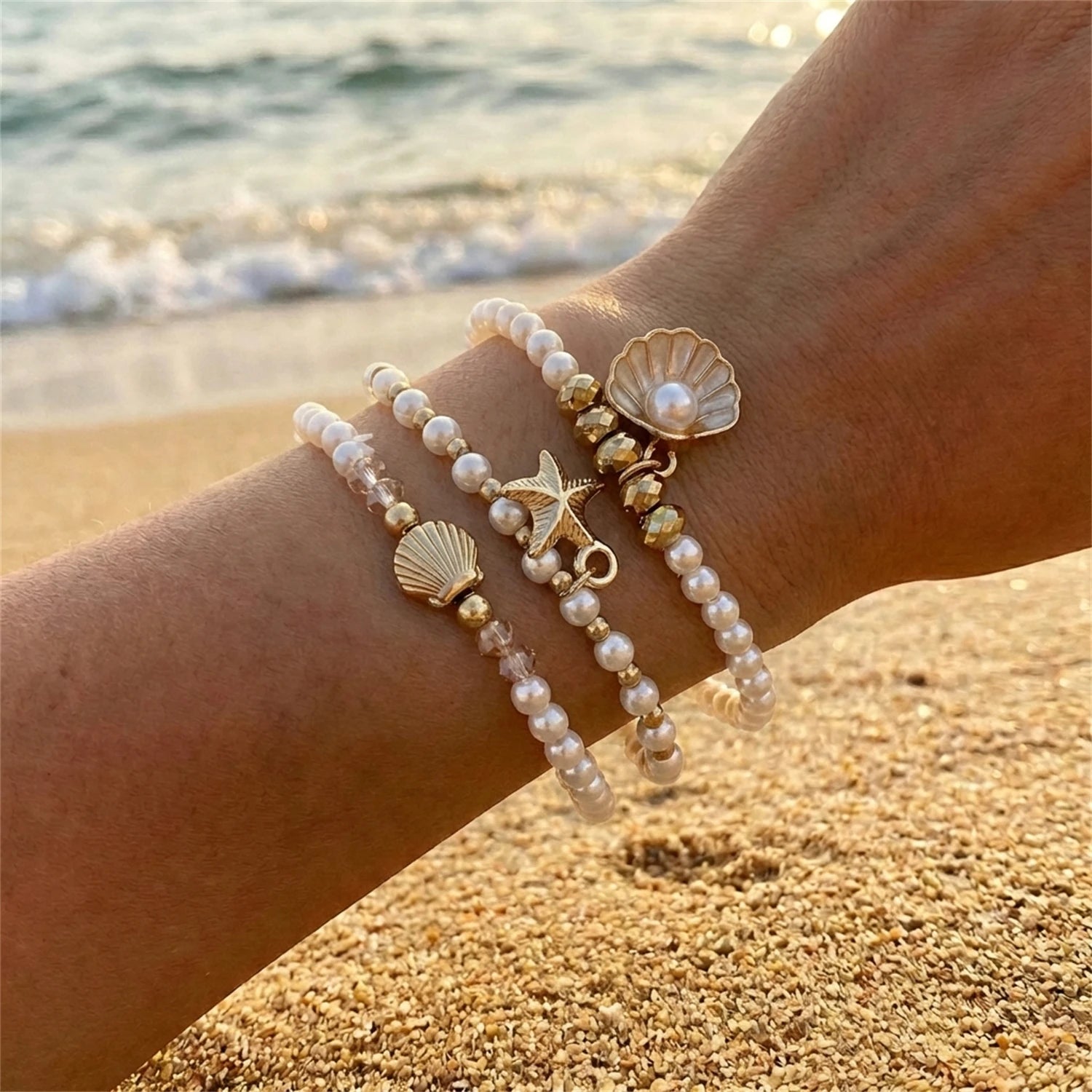 Bohemian Shell Starfish Bead Bracelet Set for Women Summer Beach Multilayer Starfish Conch Stacked Bracelet Party Jewelry Gifts