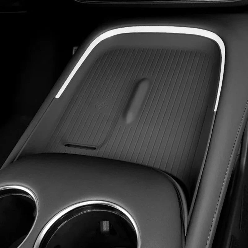 For Deepal S07 S7 2023 2024 2025 Car Center Control Wireless Charging Silicone Panel Silicone Anti-slip Mat Interior Accessories