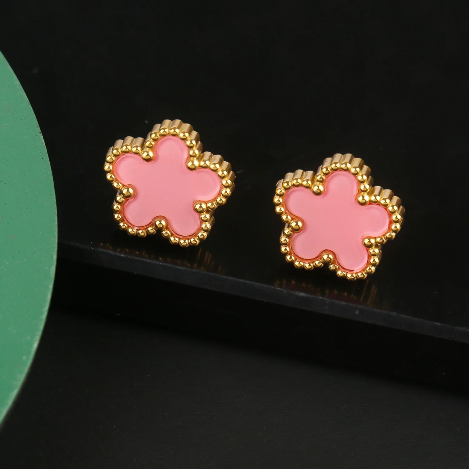 Ensemble de bijoux INS, bracelet trèfle à cinq feuilles en acier inoxydable, collier et boucles d'oreilles pour femme, bijoux de marque à porter au quotidien