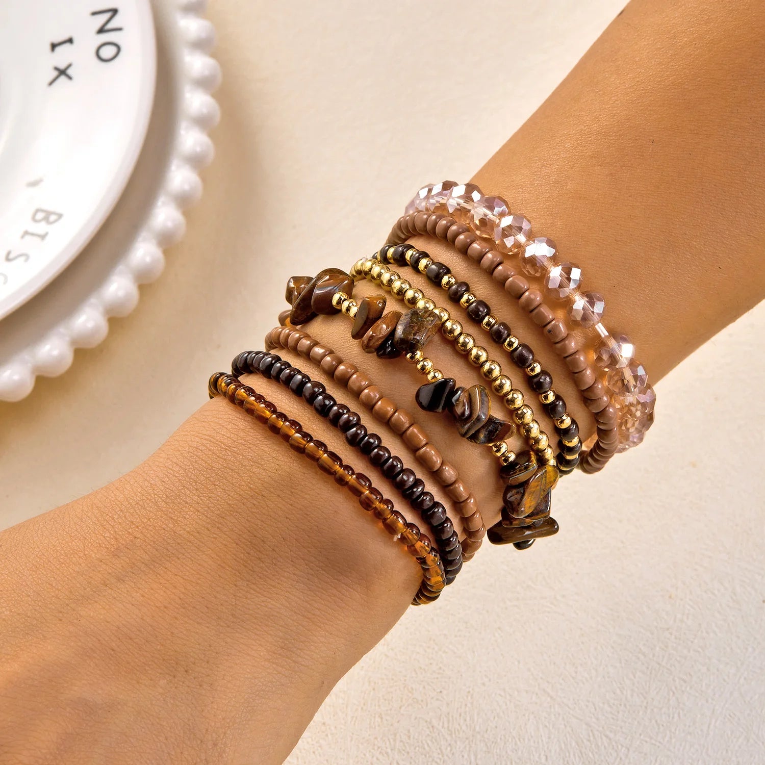 Lot de 10 Bracelets Bohèmes Chic en Bois et Perles Mixées pour Femmes, Bracelets Exquis en Gravier de Cristal, Cadeaux de Bijoux d'Amitié