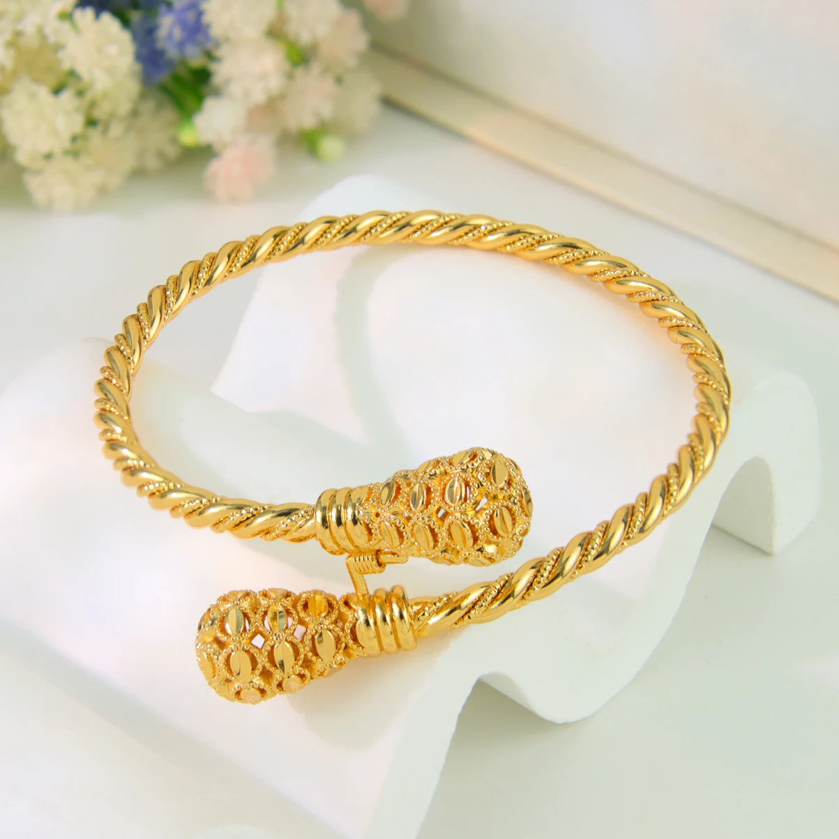 Bracelets Manchette Plaqué Or Dubaï 21k Couleur Or Luxe Saoudien Mariage Bracelets Turcs Femmes Fête de Mariage Bijoux Ramadan