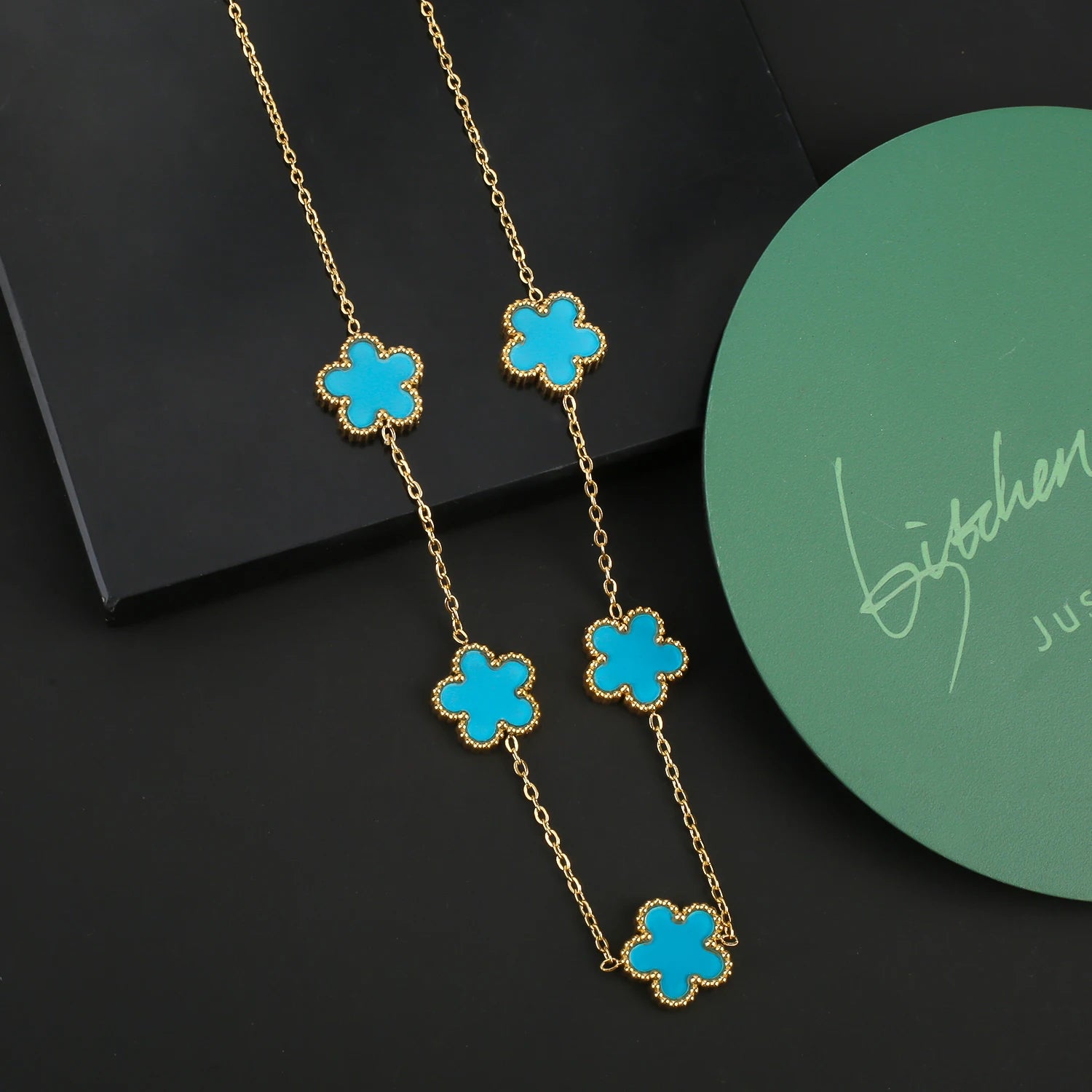 Ensemble de bijoux INS, bracelet trèfle à cinq feuilles en acier inoxydable, collier et boucles d'oreilles pour femme, bijoux de marque à porter au quotidien