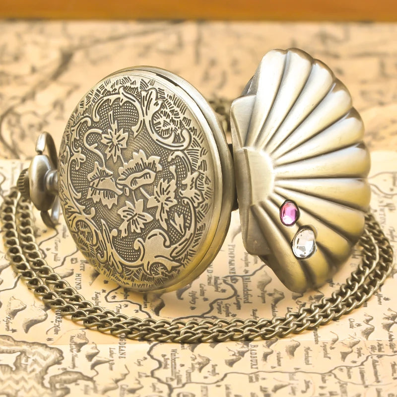Vintage Bronze Steampunk Shell Carved Quartz Pocket Watch Necklace Pendant Clock Chain Men Women Chain Gift