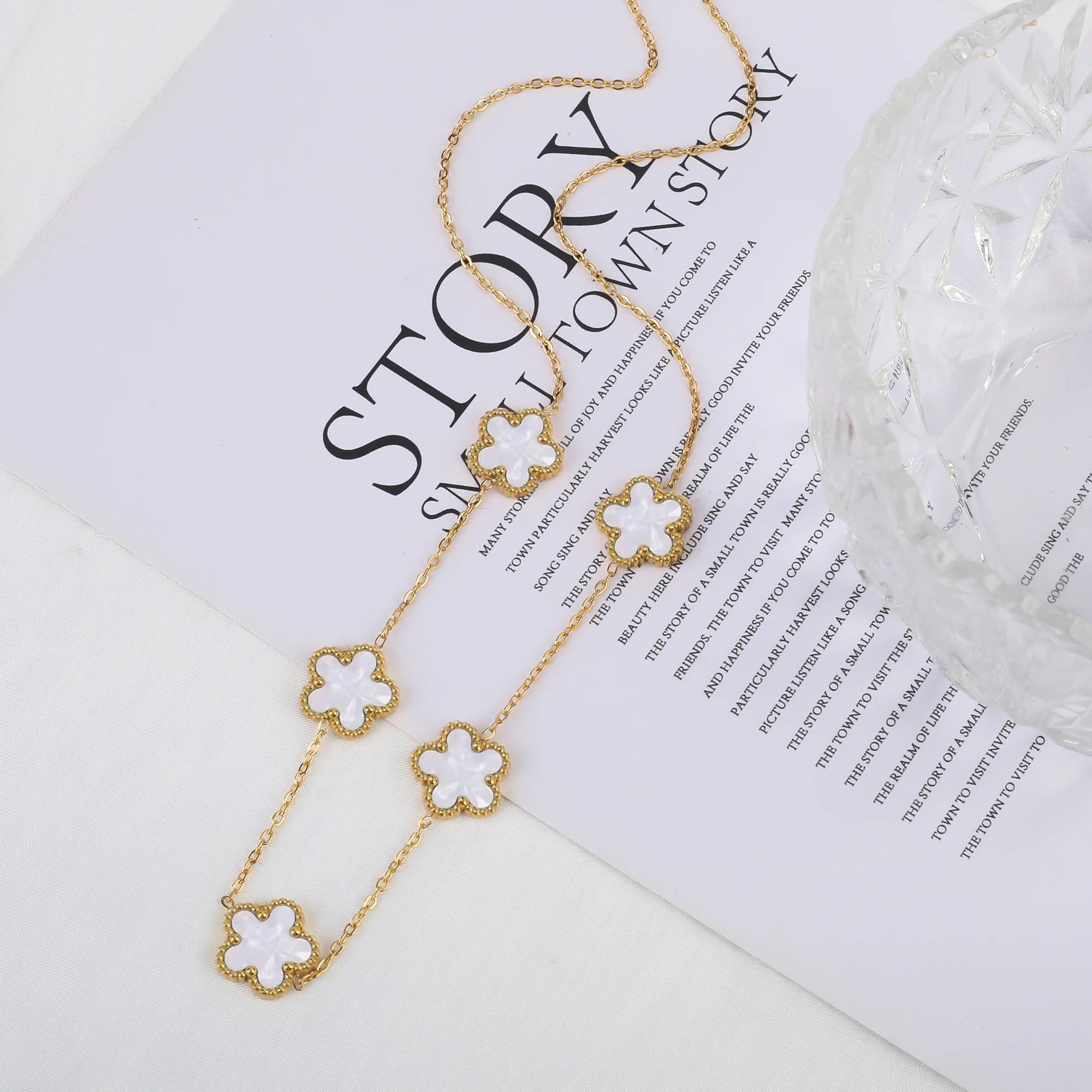 Promotion Chaude Acier Inoxydable Laser Cinq Feuilles Pétale Réglable Trèfle Bracelet Classique pour Femme Fille Bijoux de Marque Cadeau de Fête