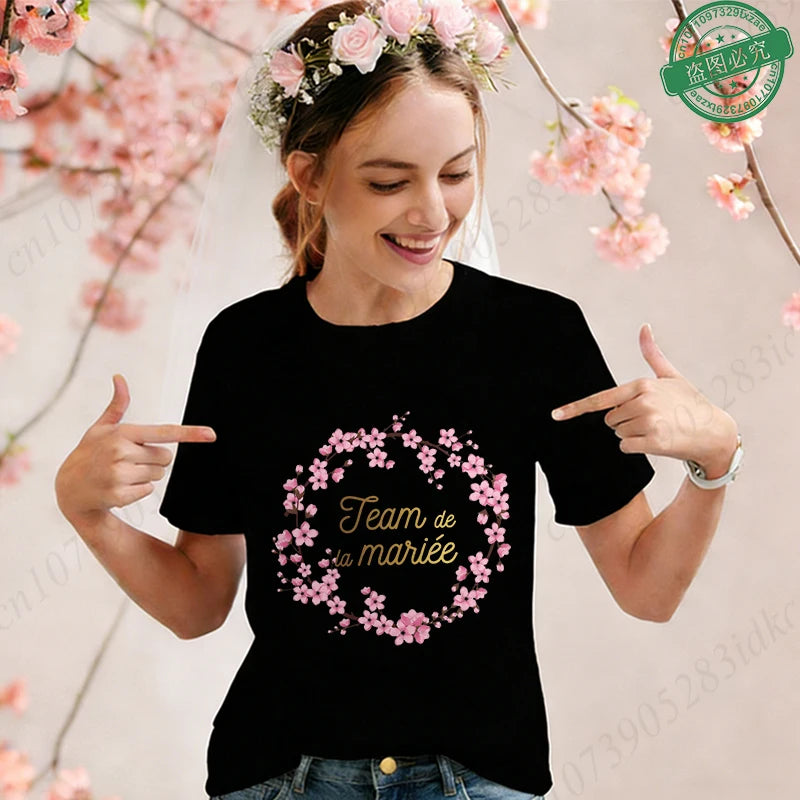 T-shirts assortis pour la future mariée et sa Team, T-shirts à manches courtes col rond imprimés fleurs de cerisier, pour enterrement de vie de jeune fille & EVJF