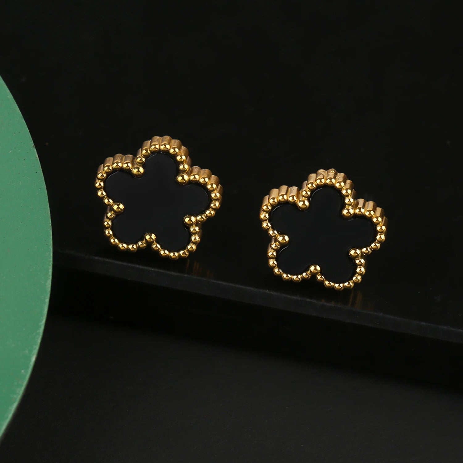 Ensemble de bijoux INS, bracelet trèfle à cinq feuilles en acier inoxydable, collier et boucles d'oreilles pour femme, bijoux de marque à porter au quotidien
