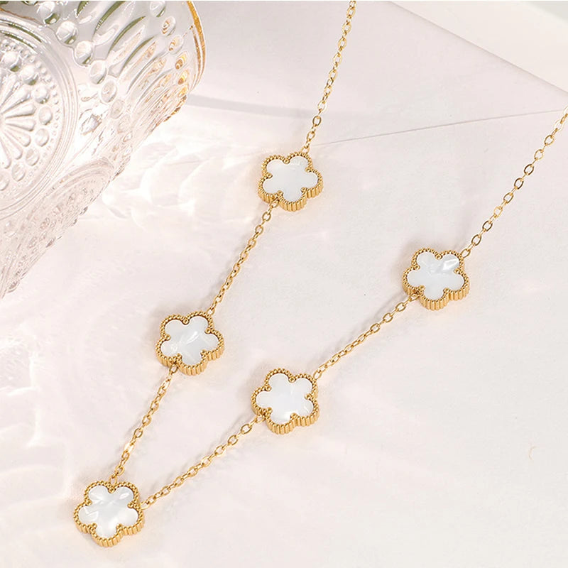 Collier en Acier Inoxydable Plaqué Or 14 Carats pour Femme, Pendentif Double Face Cinq Pétales de Fleur, Bijou Trèfle