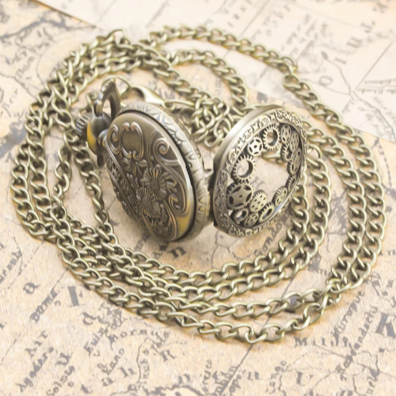 Petite montre de poche à quartz en bronze de style Steampunk, motif engrenage, sculptée en forme de trompette, avec chaîne, pour homme et femme, cadeau