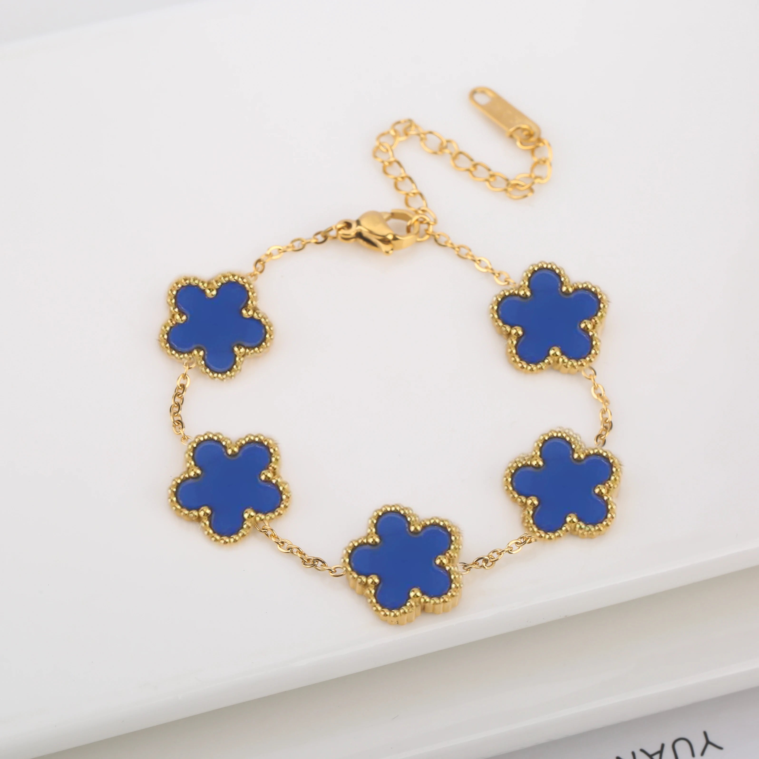 Promotion Chaude Acier Inoxydable Laser Cinq Feuilles Pétale Réglable Trèfle Bracelet Classique pour Femme Fille Bijoux de Marque Cadeau de Fête