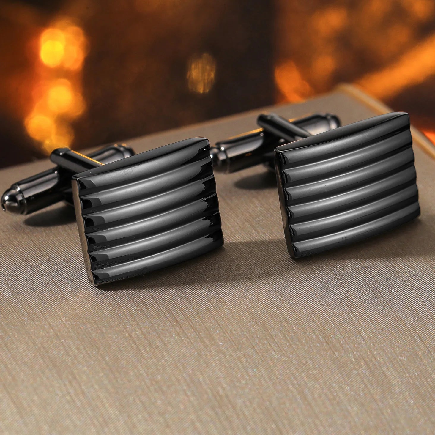 Nouveaux Boutons de Manchette Pour Hommes Carrés Ronds Chemise d'Affaires Boutons de Manchette Cadeaux pour Invités de Mariage Meilleur Cadeau pour Mari Bijoux