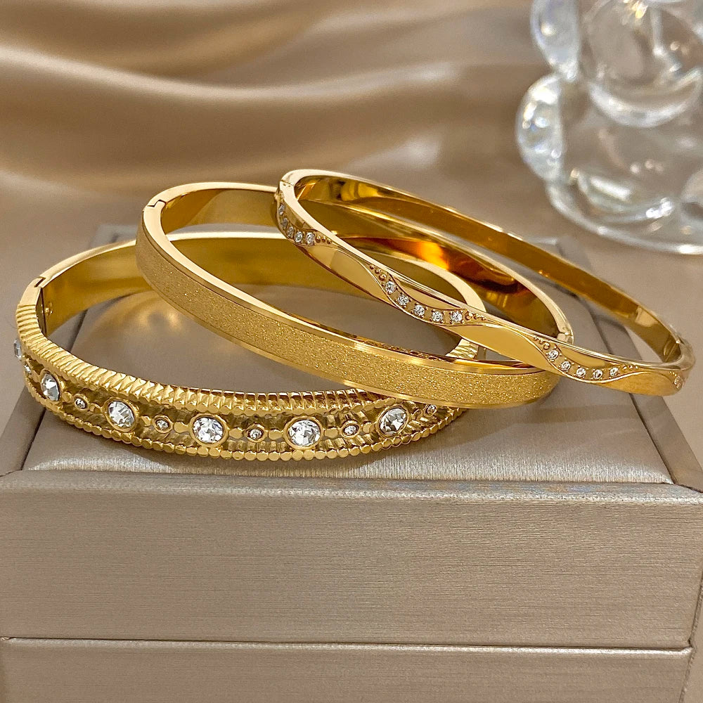 Exquis Bracelet Jonc Incrusté de Zircon Nouvelle Manchette Plaqué Or Femme Homme Géométrique Empilable Étanche Breloques Bijoux Cadeaux