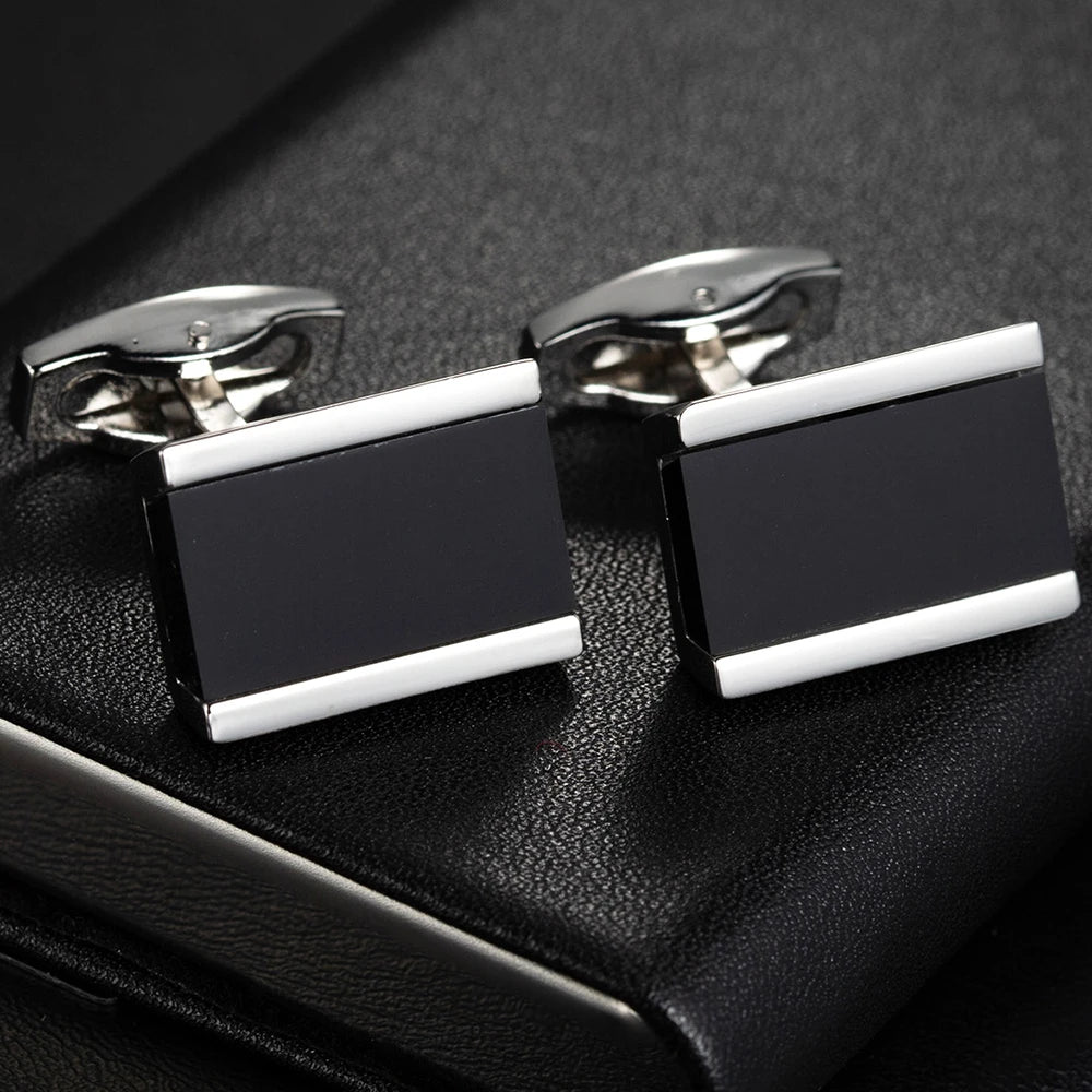 Nouveaux boutons de manchette de luxe légers Chemise française cool pour hommes Cadeau Marié Robe Bouton de manchette de mariage Bijoux gothiques de haute qualité