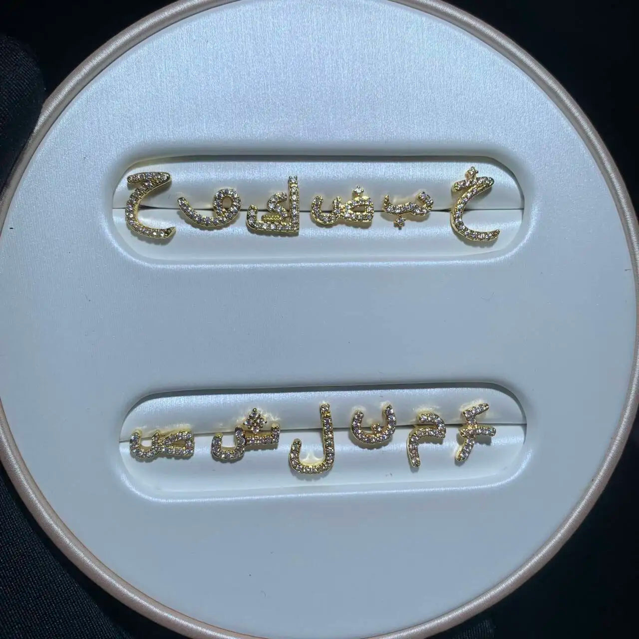 Boucles d'oreilles clous alphabet lettre arabe, micro-serties de zirconiums cubiques, couleur or, minimalistes et délicates, pour femmes et jeunes filles, vente en gros