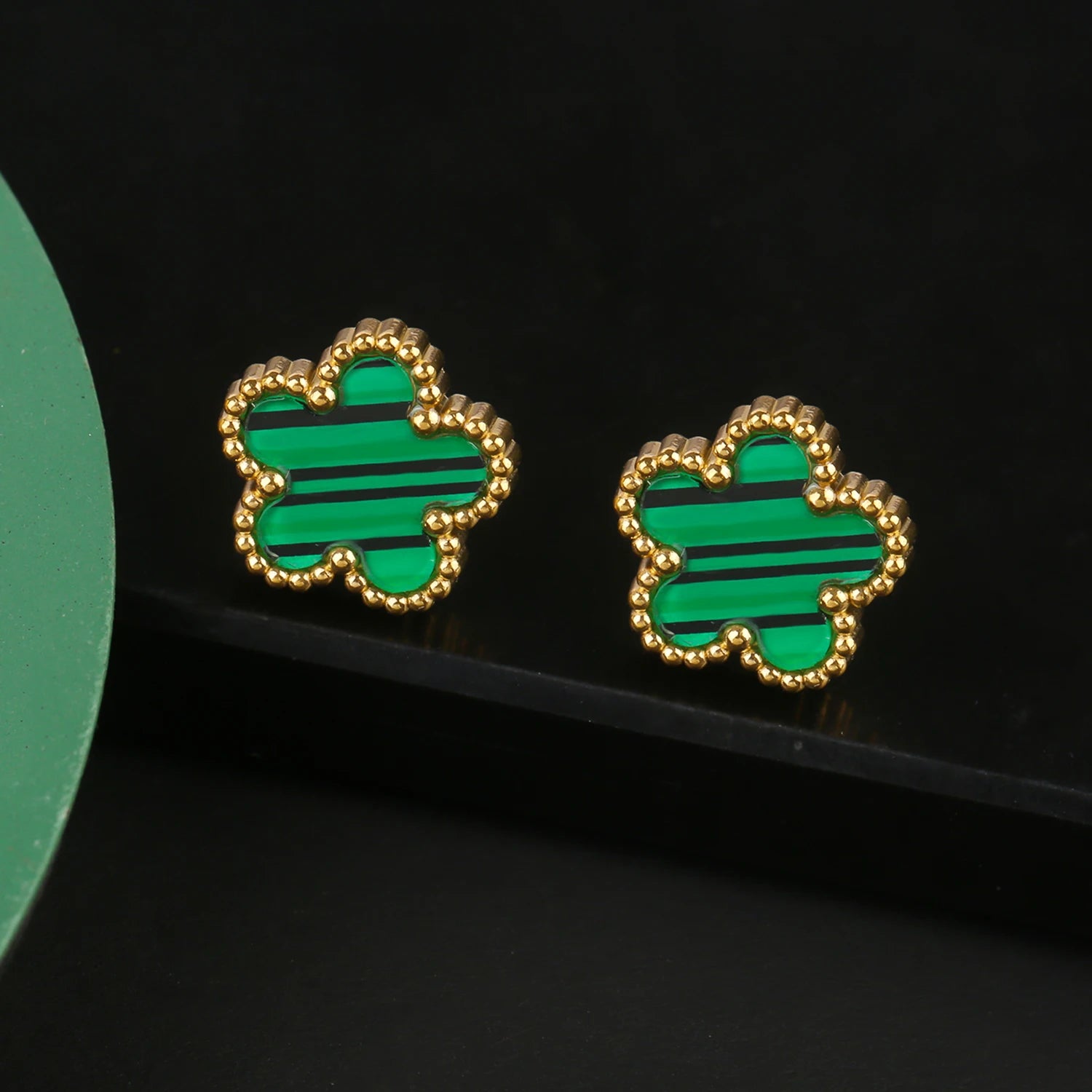Ensemble de bijoux INS, bracelet trèfle à cinq feuilles en acier inoxydable, collier et boucles d'oreilles pour femme, bijoux de marque à porter au quotidien