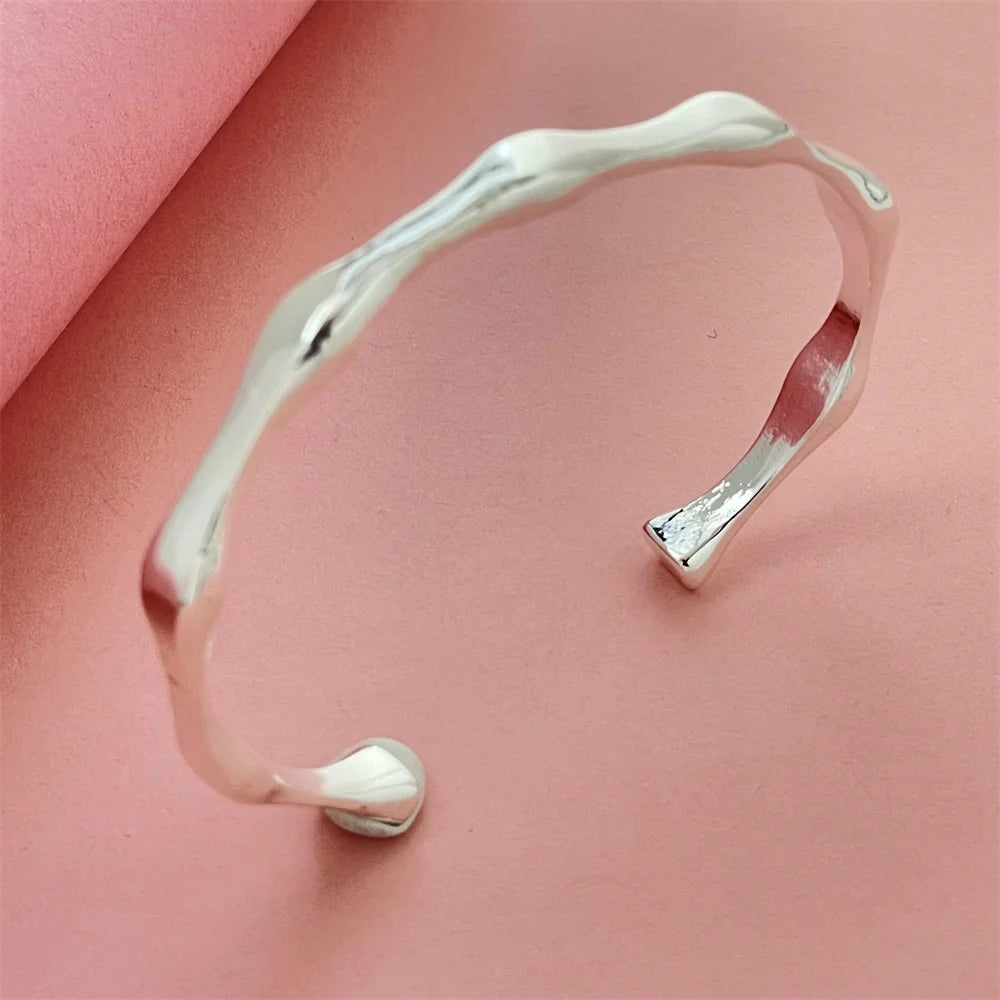 ANDARA Gros Bracelet Jonc Tendance en Argent Sterling 925 Cœur Rond Ouvert pour Femme Bijoux de Mode Réglable Manchette de Mariage