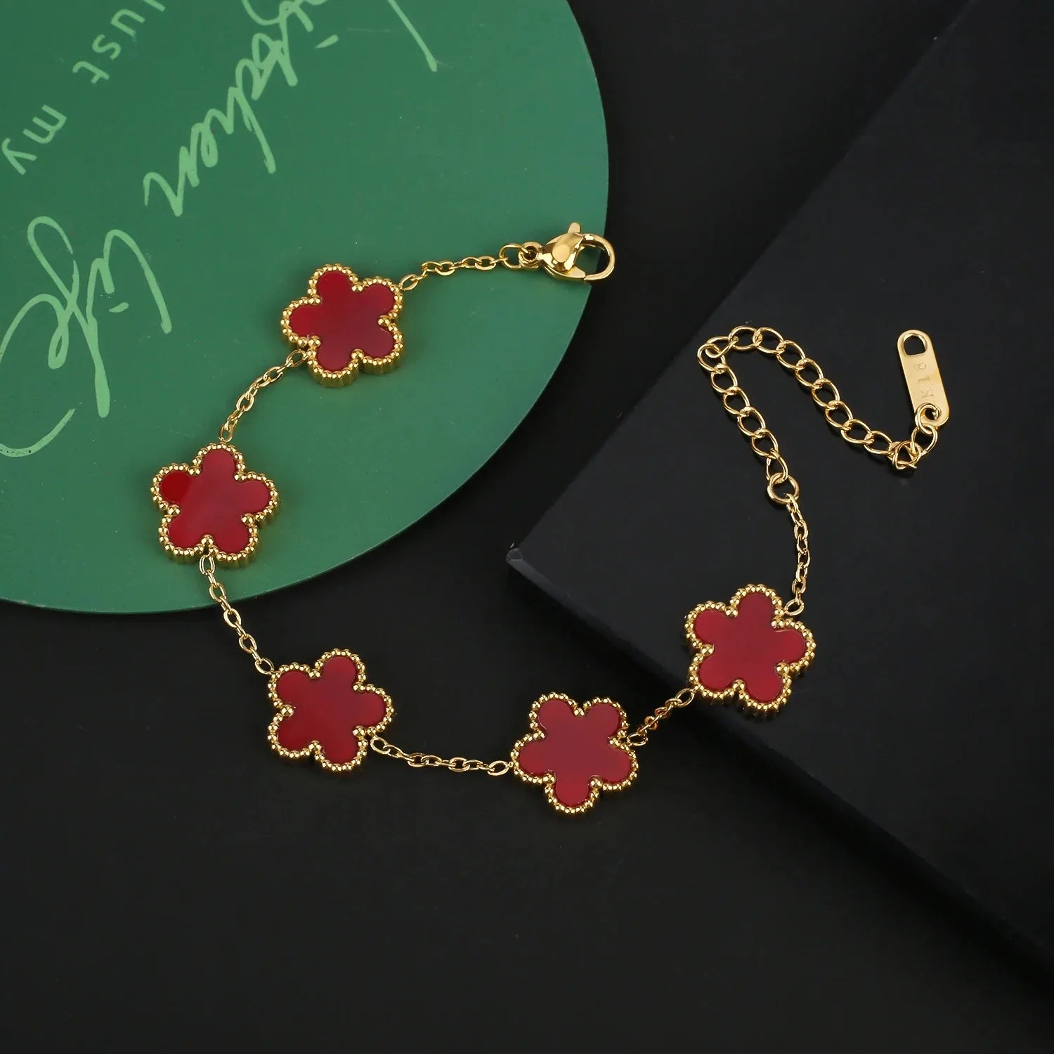 Bracelet réglable simple en acier inoxydable fleur de prunier botanique à cinq feuilles pour femmes filles bijoux de fête de mariage trèfle