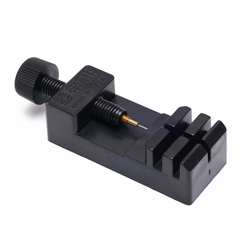 Montres de luxe en or et argent pour hommes et femmes, montres-bracelets numériques LED militaires, montres électroniques rétro F91W avec bracelet en acier