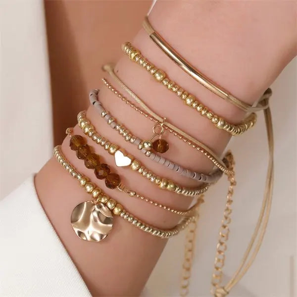 Lot de 4 bracelets bohèmes en coquillage pour femme, style ethnique, perles de riz colorées en zircon, chaîne en métal, bijoux de plage d'été pour fille
