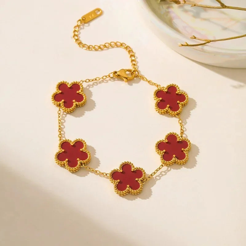 Bracelet Femme Acier Inoxydable Simple Coque Cinq Feuilles Fleur Trèfle Blanc Noir Rouge Vert pour Fête Anniversaire Bijoux Cadeau