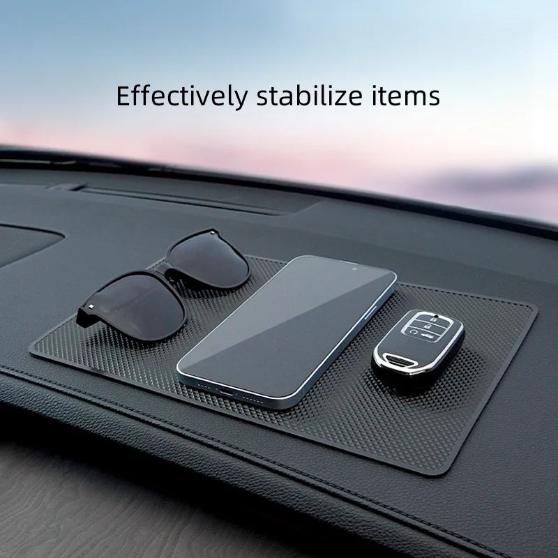 Tapis antidérapant de voiture CLY grand tapis antidérapant de console centrale de voiture Tapis de rangement pour accessoires de voiture, parfum, téléphone portable