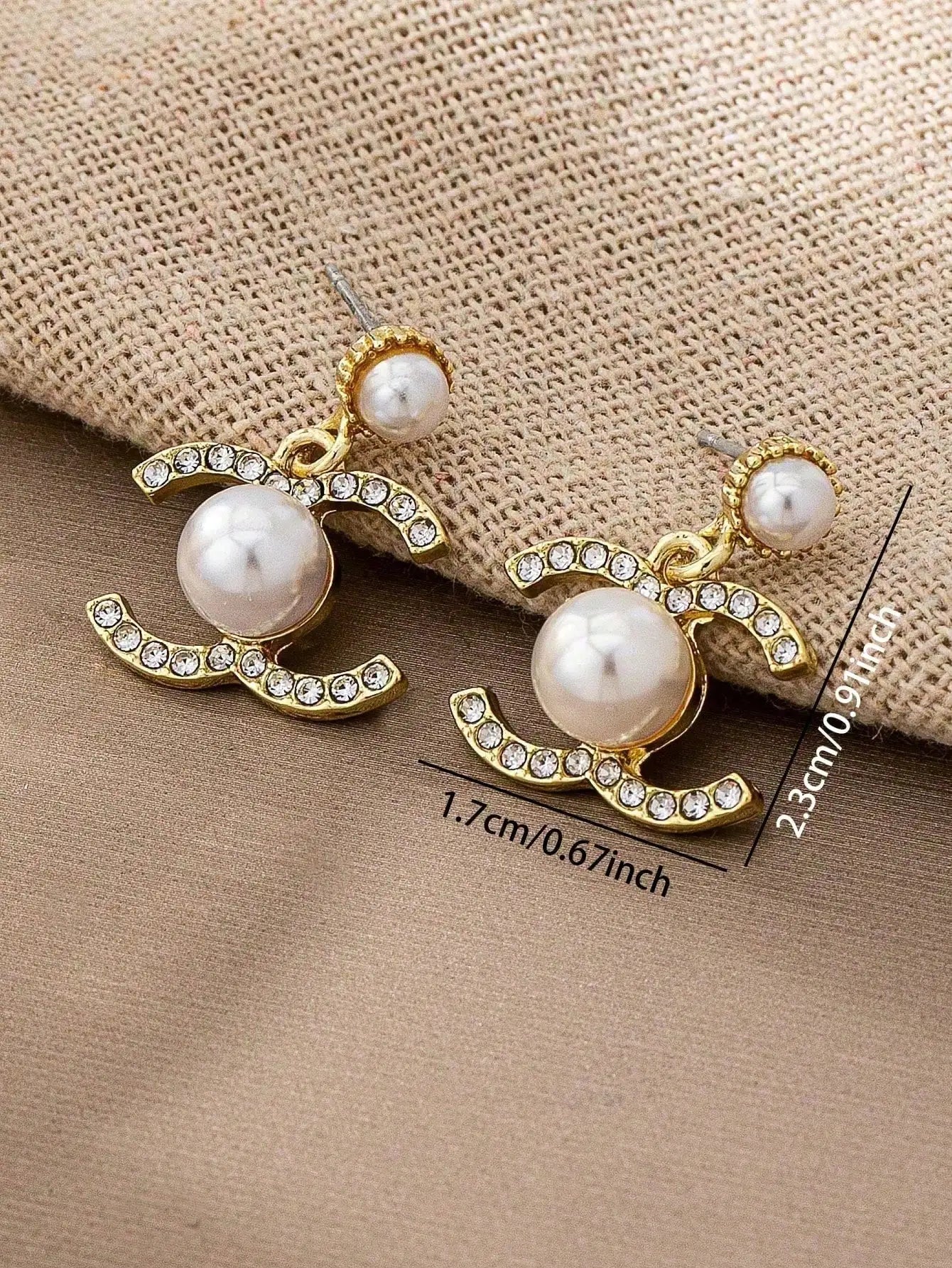 1 Paire de Boucles d'Oreilles Pendante Élégantes en Perles, Boucles d'Oreilles Vintage en Fausse Perle avec Breloques, Boucles d'Oreilles au Design Simple Cadeau pour Femmes Usage Quotidien