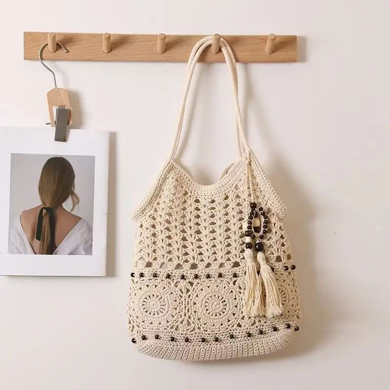 Sac fourre-tout en crochet pour femme, sac à main en maille ajourée blanche avec pampille perlée, longues bretelles réglables, sac de plage bohème