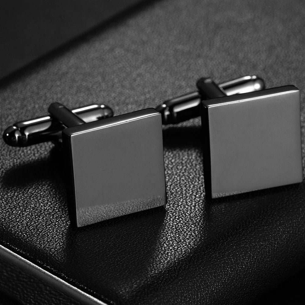 Nouveaux boutons de manchette de luxe légers Chemise française cool pour hommes Cadeau Marié Robe Bouton de manchette de mariage Bijoux gothiques de haute qualité