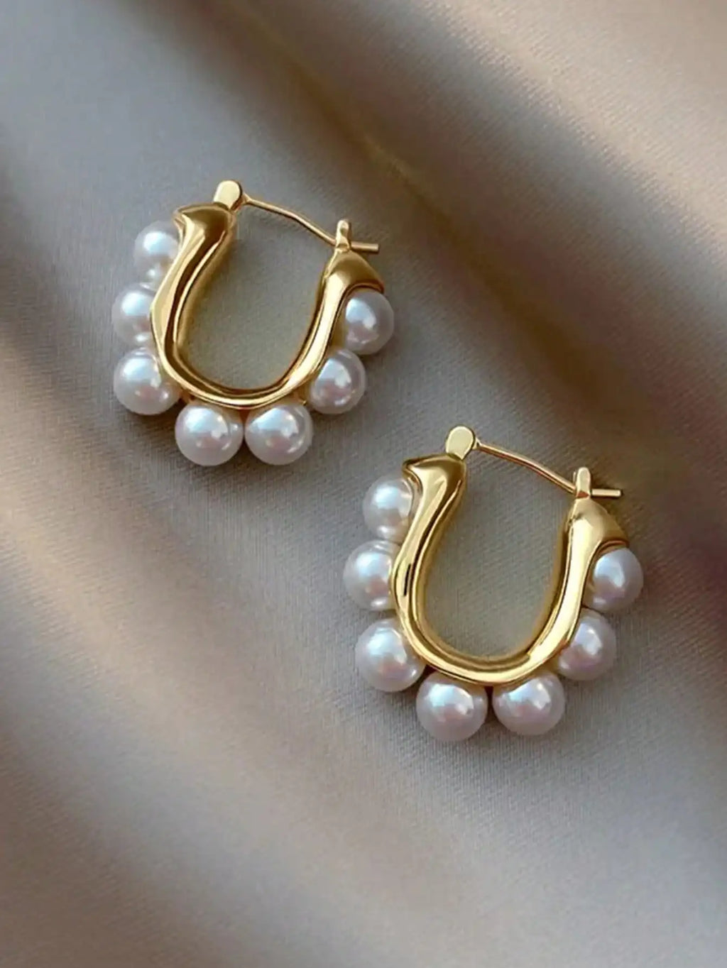 Gold-Tone U-Shape Hoop Earrings with Faux Pearl Cluster Design