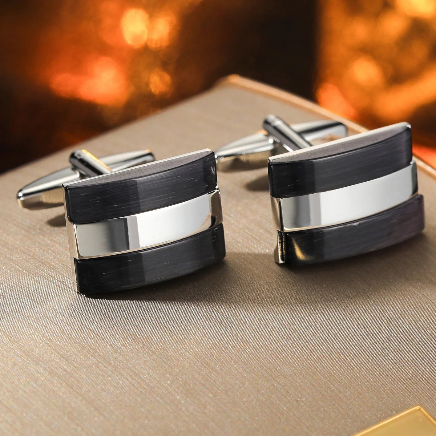 Nouveaux Boutons de Manchette Pour Hommes Carrés Ronds Chemise d'Affaires Boutons de Manchette Cadeaux pour Invités de Mariage Meilleur Cadeau pour Mari Bijoux