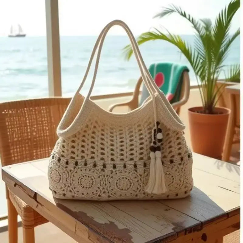 Sac fourre-tout en crochet pour femme, sac à main en maille ajourée blanche avec pampille perlée, longues bretelles réglables, sac de plage bohème