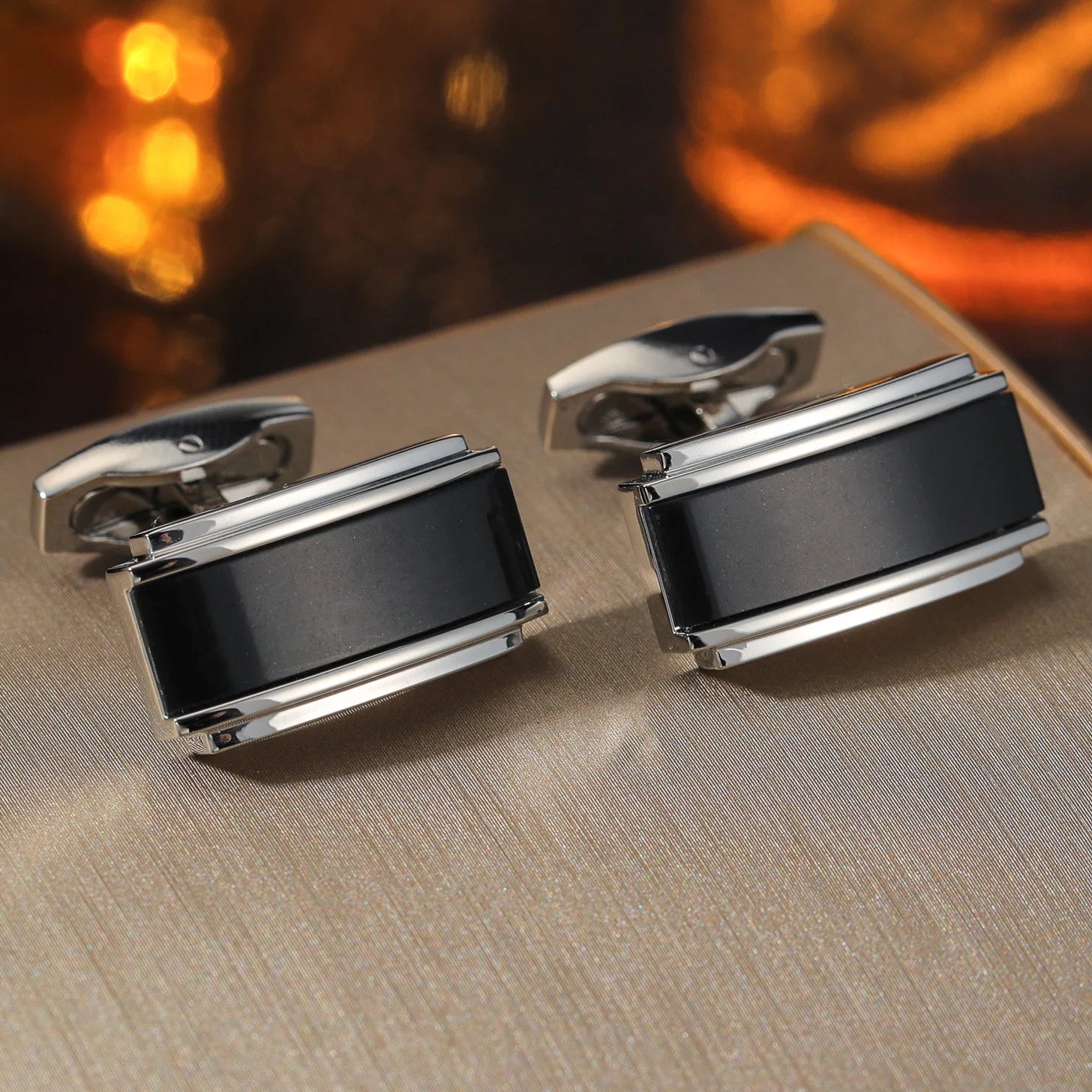 Nouveaux Boutons de Manchette Pour Hommes Carrés Ronds Chemise d'Affaires Boutons de Manchette Cadeaux pour Invités de Mariage Meilleur Cadeau pour Mari Bijoux