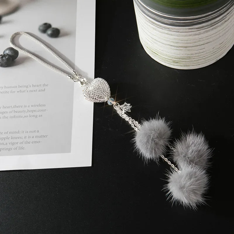 Accessoires de voiture mode diamant, pendentif boule de poils bling, pendentif rétroviseur de voiture, cadeau d'anniversaire, ornements de décoration de voiture
