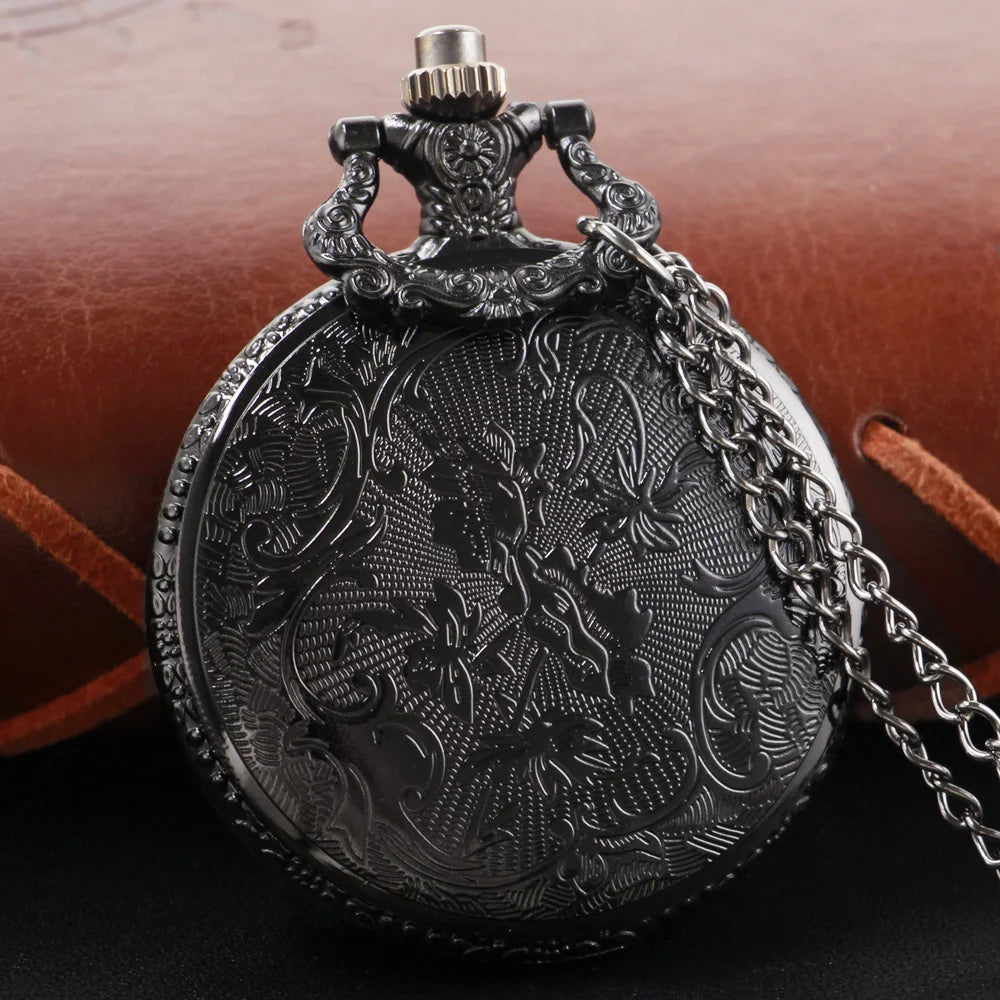Montre de poche à quartz Goku, personnage d'anime super populaire, pendentif collier rétro pour hommes et femmes, le meilleur cadeau pour les étudiants