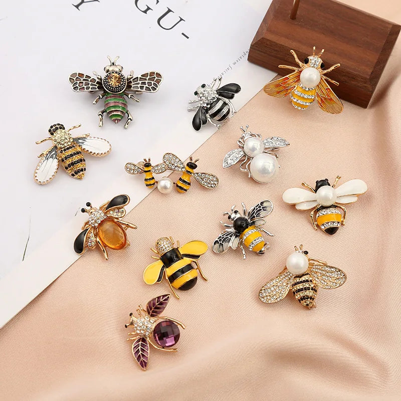 Fashion Cute Mini Bee Insect Series Rhinestone Brooch Pins Simple Personality Metal Brooches For Women Jewelry Dropshipping