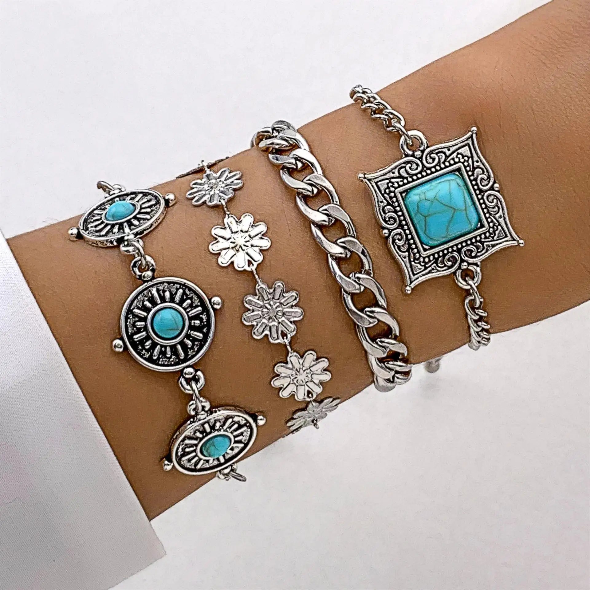 KMVEXO Lot de 5 bracelets vintage bohèmes incrustés de turquoise pour femme Style ethnique Fleur Plume Manchette Bracelet Joncs Bijoux Bohème