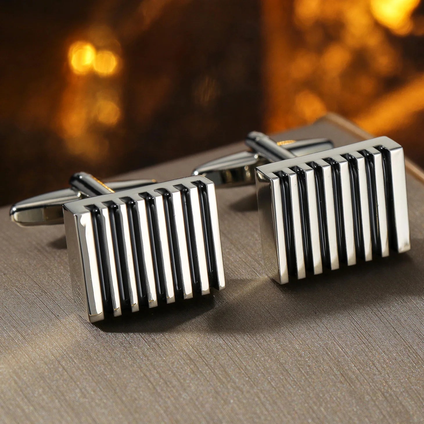 Nouveaux Boutons de Manchette Pour Hommes Carrés Ronds Chemise d'Affaires Boutons de Manchette Cadeaux pour Invités de Mariage Meilleur Cadeau pour Mari Bijoux
