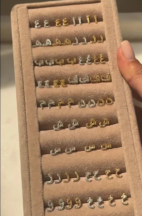 Boucles d'oreilles clous alphabet lettre arabe, micro-serties de zirconiums cubiques, couleur or, minimalistes et délicates, pour femmes et jeunes filles, vente en gros